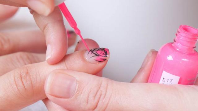 Nail art : le stamping c'est tendance