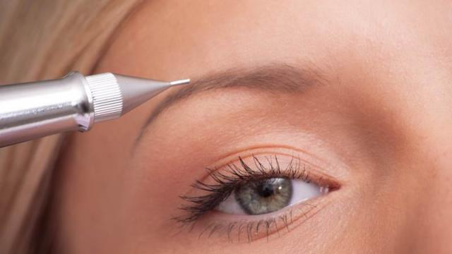 Beauté : n'oubliez pas le sourcil !