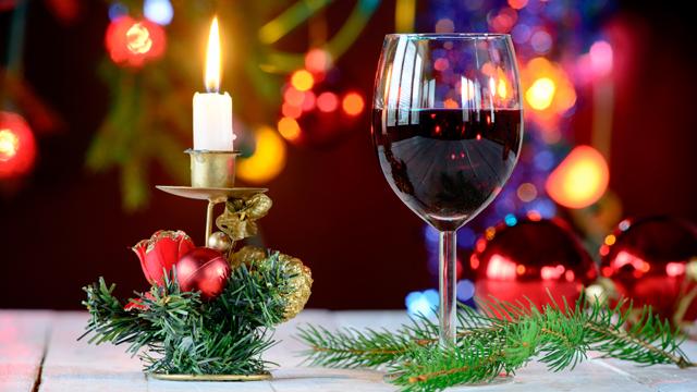 Quels accessoires pour dresser la table de Noël ?