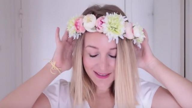 Tuto vidéo : Comment réaliser une couronne de fleurs