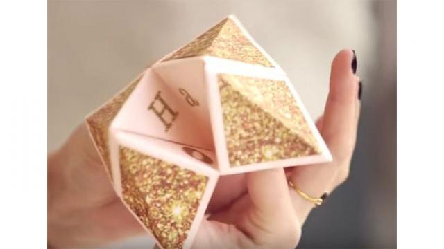 Tuto vidéo : Réalisez une carte de voeux 2016 originale !